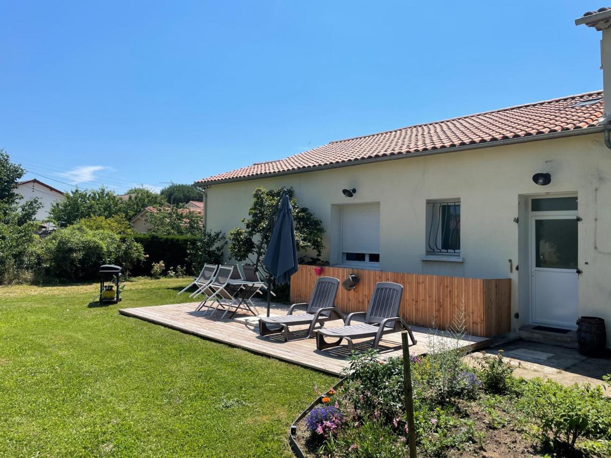 Aux Lagerstroemias Villa Bergerac Ngoại thất bức ảnh